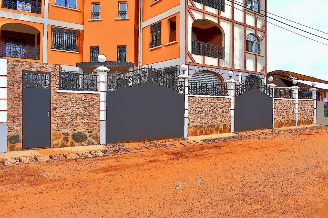 Residence Vicyma 2 P Tout Confort Bafoussam Centre Bagian luar foto
